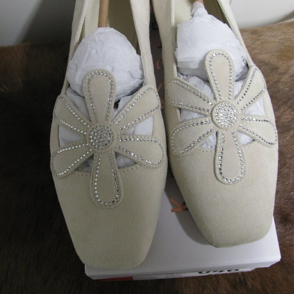 Katy Perry The Evie Daisy Flats NIB